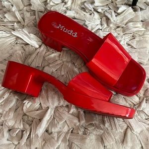 Rubber block heel sandals!